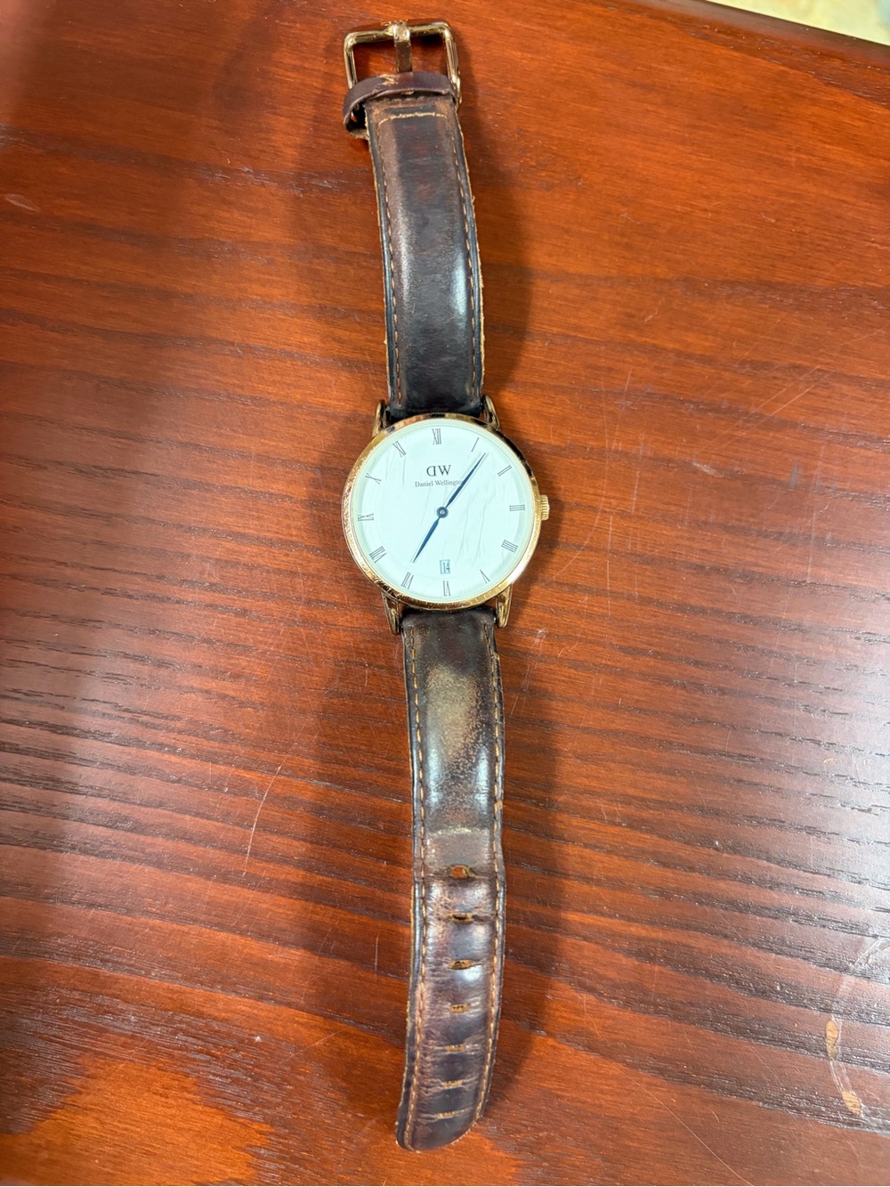 Daniel Wellington Brown Leather Watch